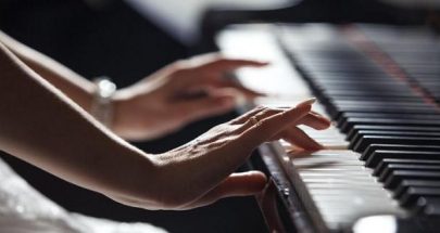 علماء يكشفون.. الموسيقى تحمي حياتكم من مرض شائع image