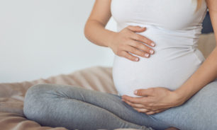 مفاجأة.. مشكلات النوم خلال الحمل تنتقل إلى الأطفال image