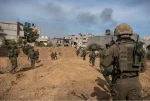 رويترز: الجيش الإسرائيلي يتوغل في غزة ويأمر الفلسطينيين بالتحرك نحو الجنوب image