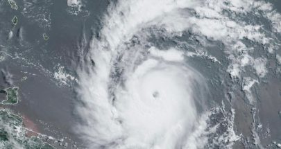 الكاريبي تستعدّ للإعصار "بيريل" image