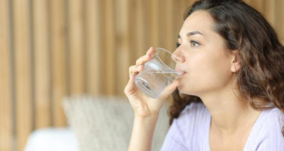 خبراء التغذية يكشفون عن قاعدة جديدة بشأن شرب الماء! image