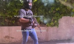 بالفيديو والصورة: هجوم مسلح على السفارة الاميركية.. والجيش يوضح image